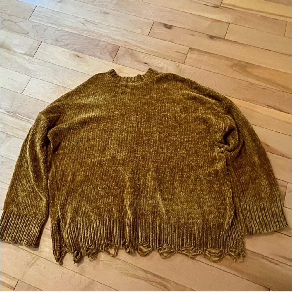Show Me Your Mumu Fawn Sweater in Ochre Chenille size small - Picture 9 of 10